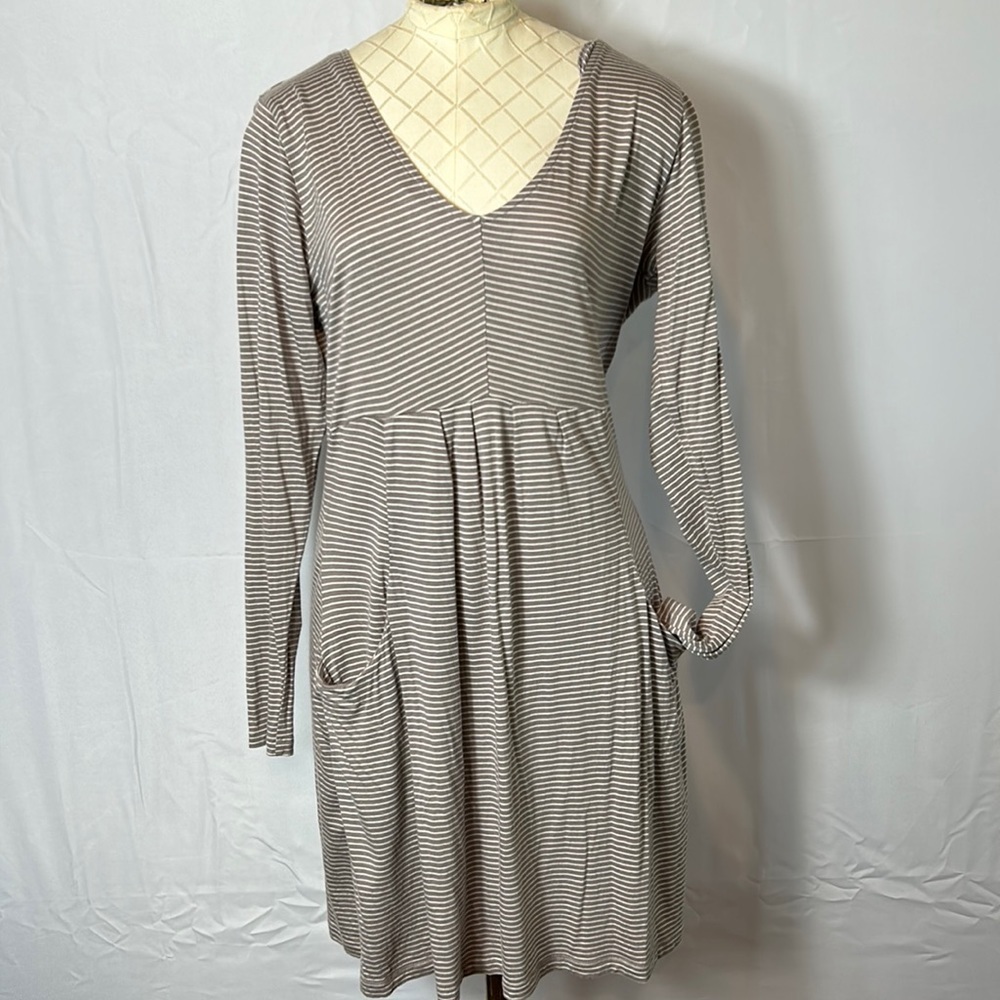 Braintree Large Taupe & White Dress Long Sleeve with pockets Bamboo & Cotton
